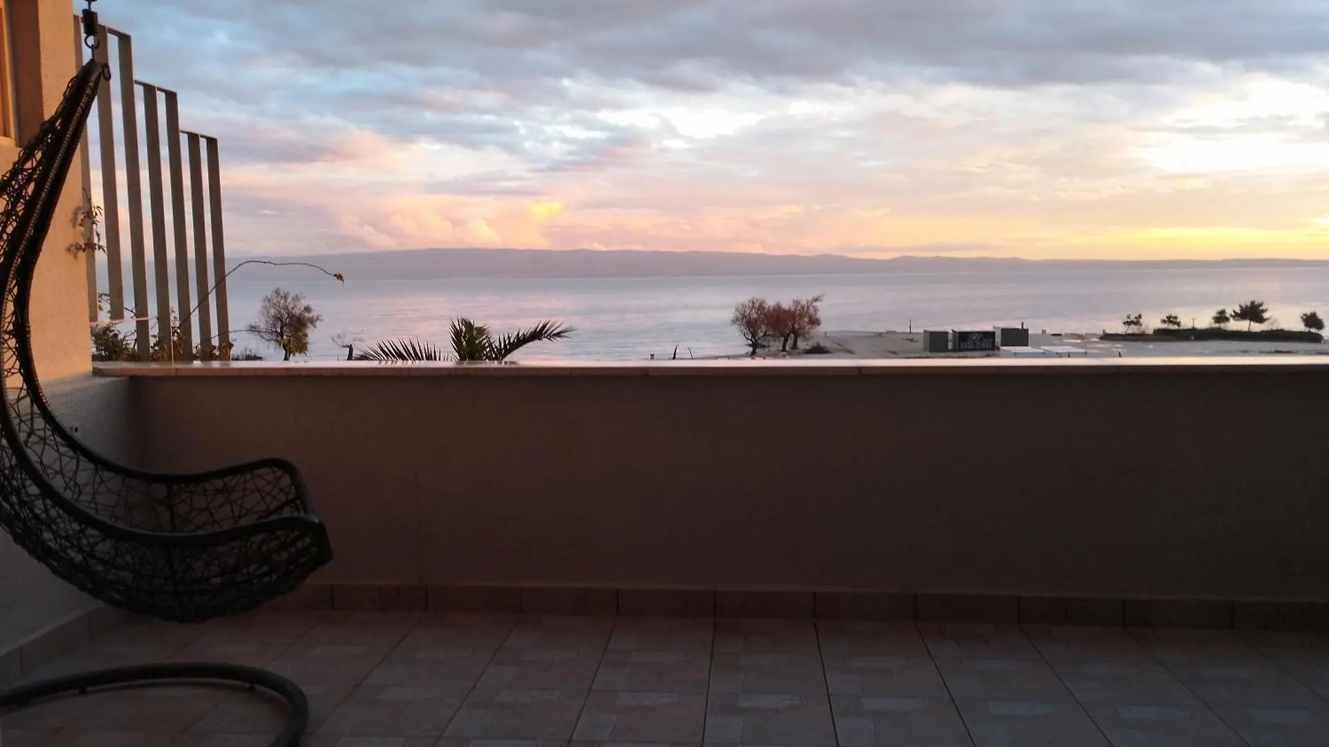 Split Znjan Sea View Apartment 2&2 Guest